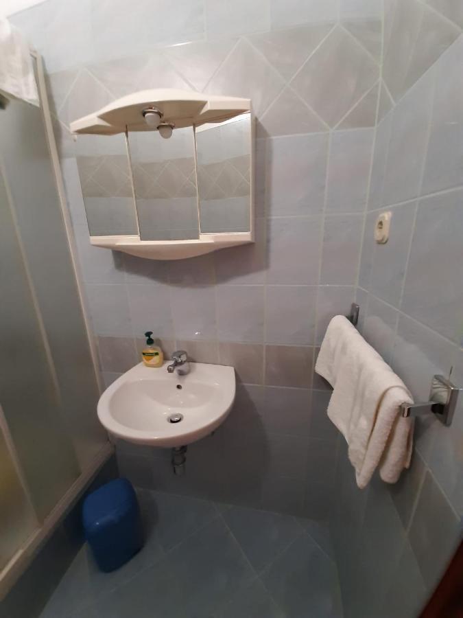 Apartments Ivanka Starigrad Paklenica Exterior foto