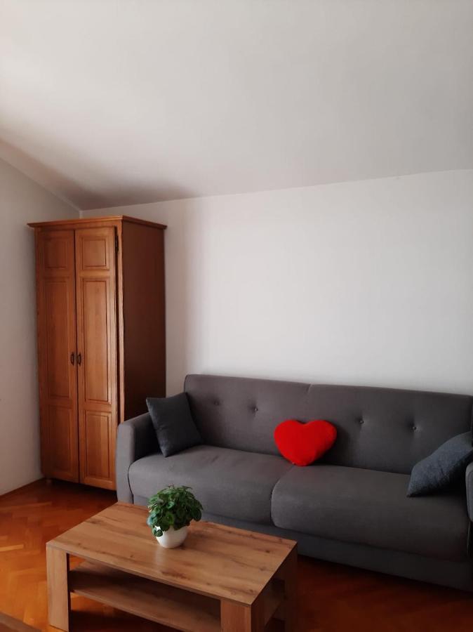 Apartments Ivanka Starigrad Paklenica Exterior foto