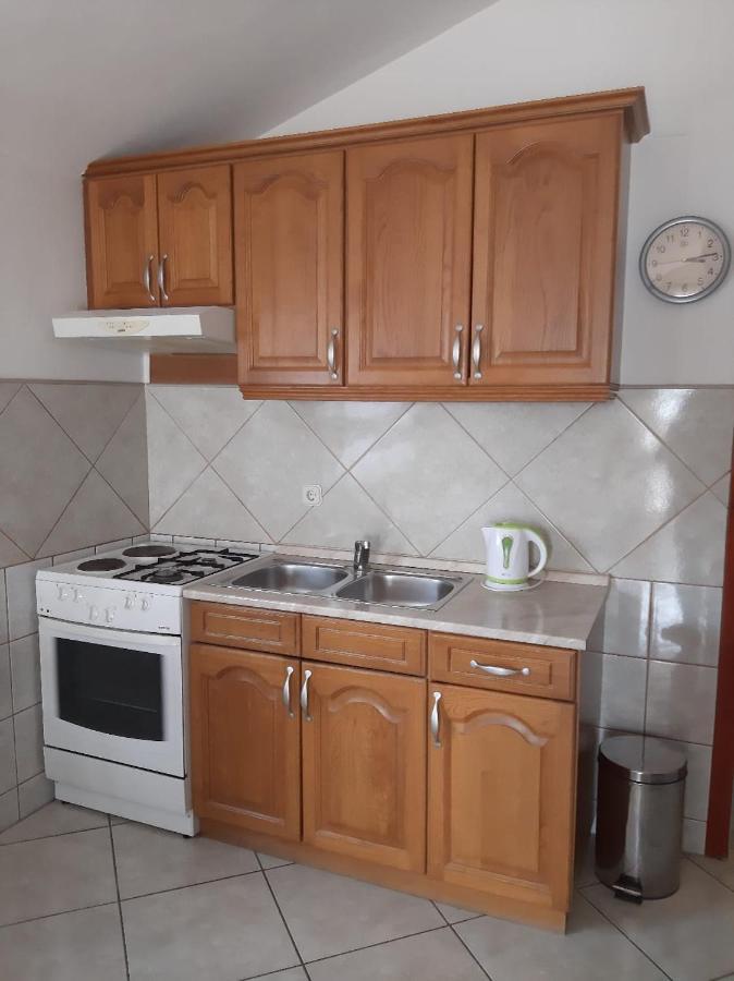 Apartments Ivanka Starigrad Paklenica Exterior foto